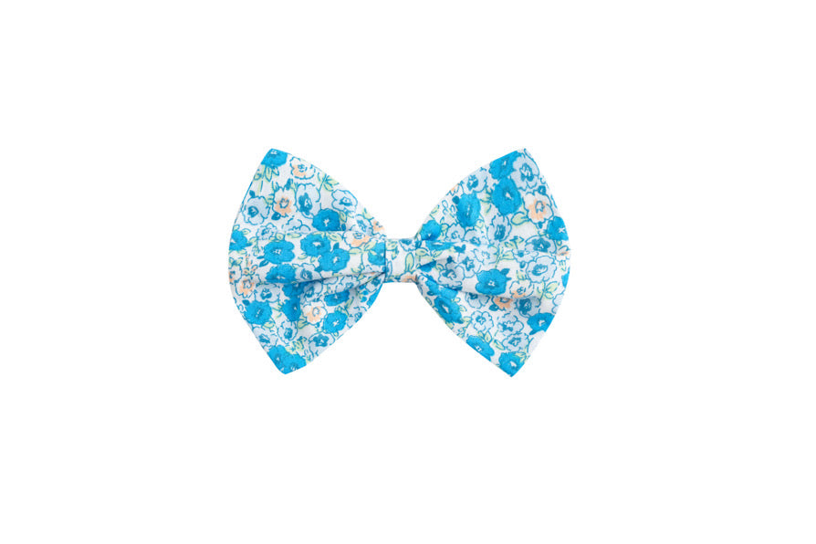 Forget-me-not hair accessories